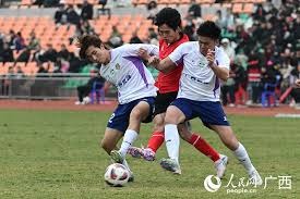 孔帕尼因为人手输球，阿尔特塔则因为人手变得眉清目秀